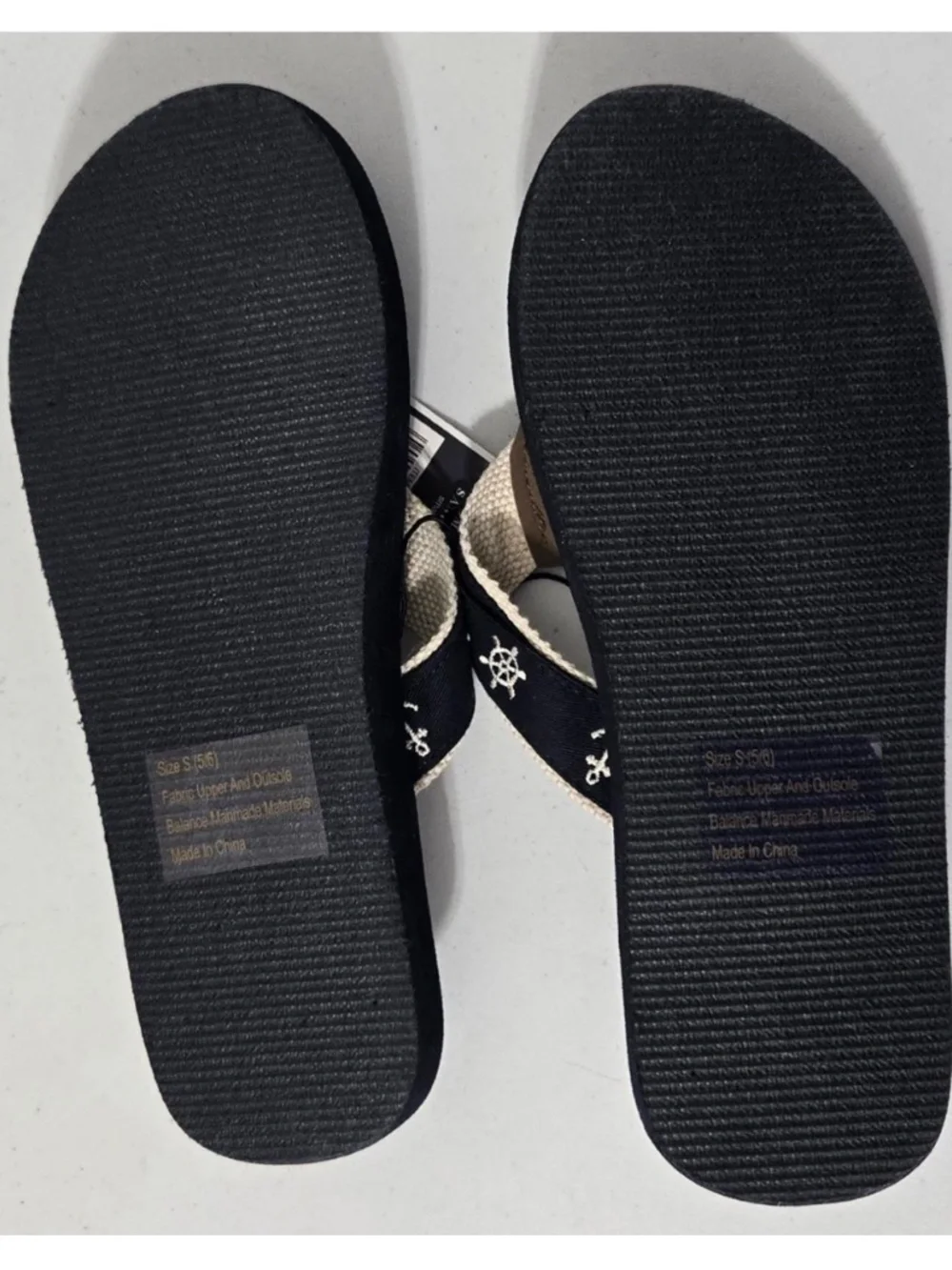 New West Loop Flip Flops Womens Small 5 6 Blue Tan Nautical Sandals Shoes NWT